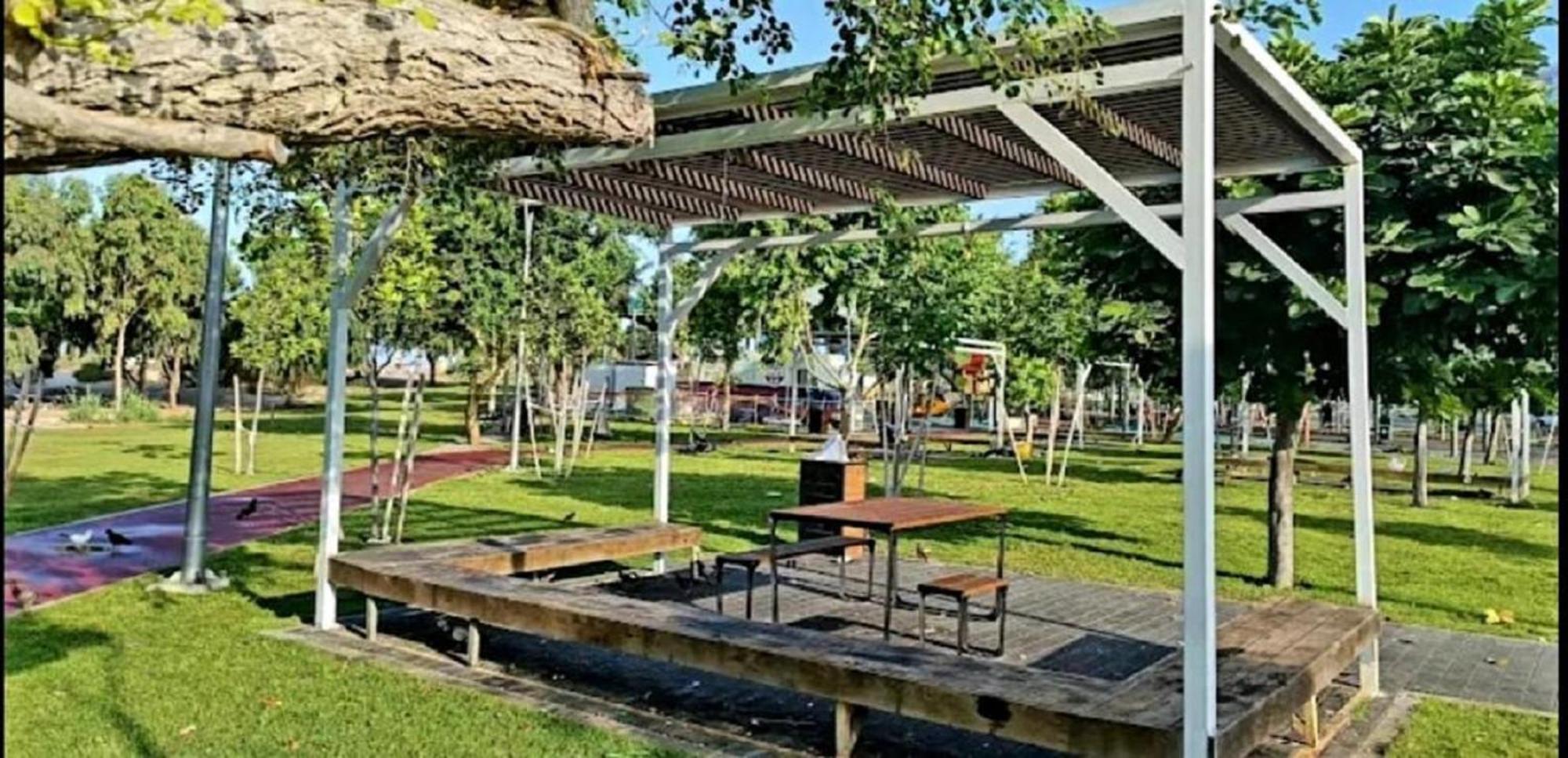 Spat Beach Bat Jam Exteriér fotografie