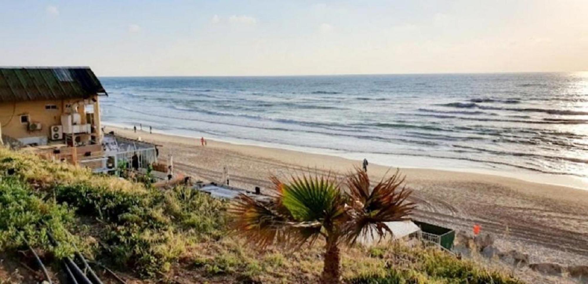 Spat Beach Bat Jam Exteriér fotografie